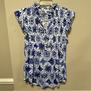 Kate Park Sz S NWT Blue Floral Women's Top